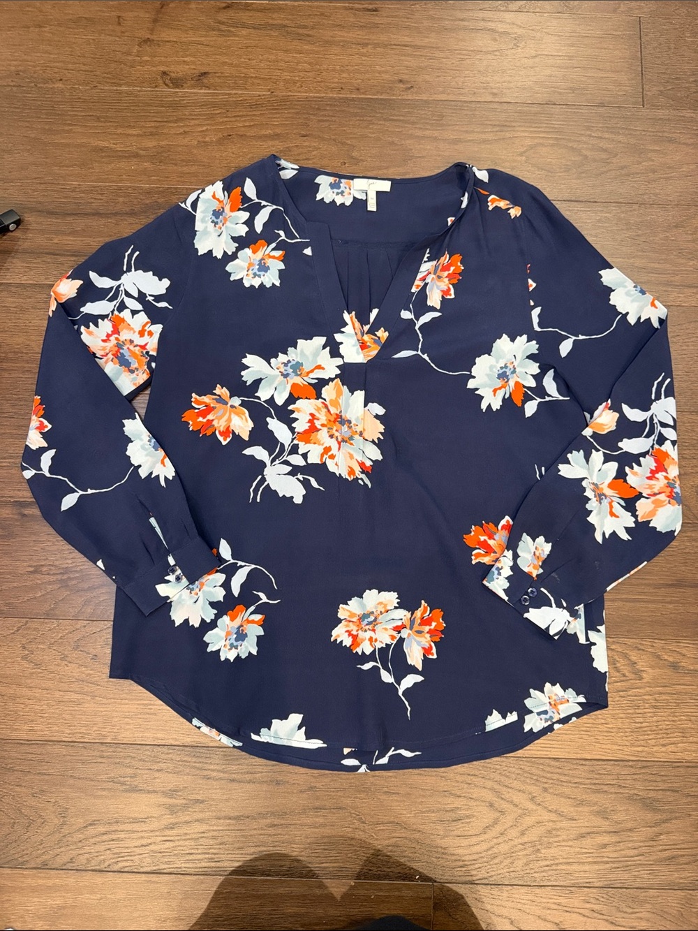 Joie Navy Silk Floral V-Neck Blouse - Orange & White Blooms - Medium - C69-083